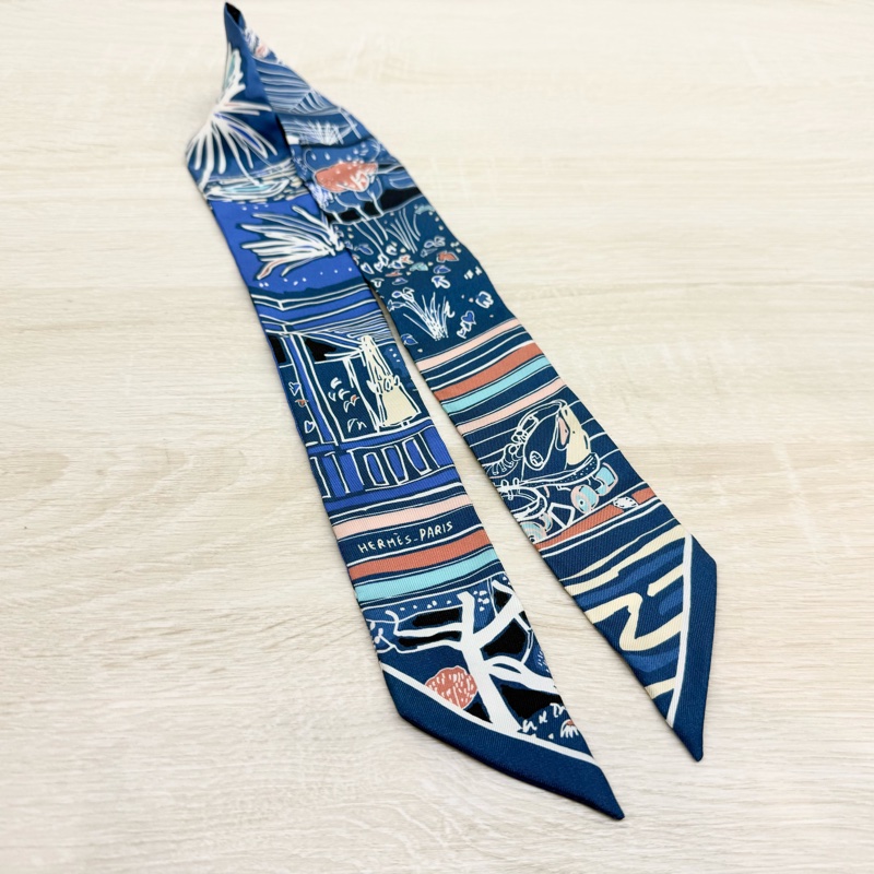 HERMES💙藍底白花燕子圖單條TWILLY-8