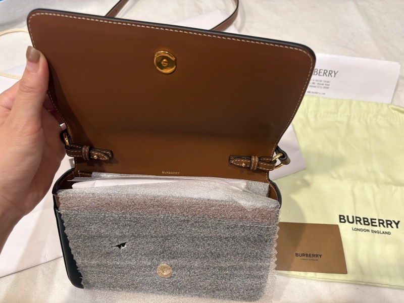 BURBERRY New Hampshire 斜背包-13