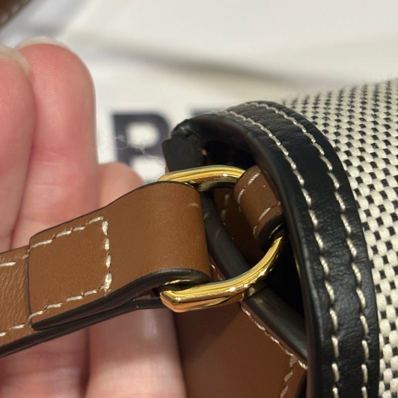 BURBERRY New Hampshire 斜背包-15