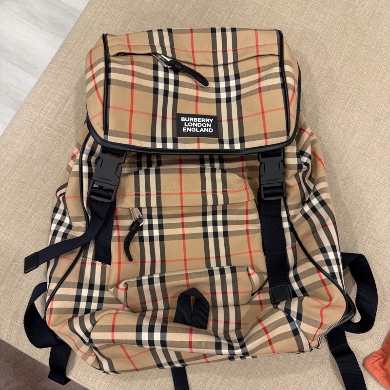 BURBERRY 經典格紋後背包 98新-0