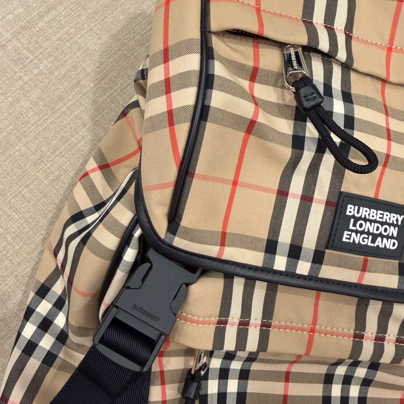 BURBERRY 經典格紋後背包 98新-1