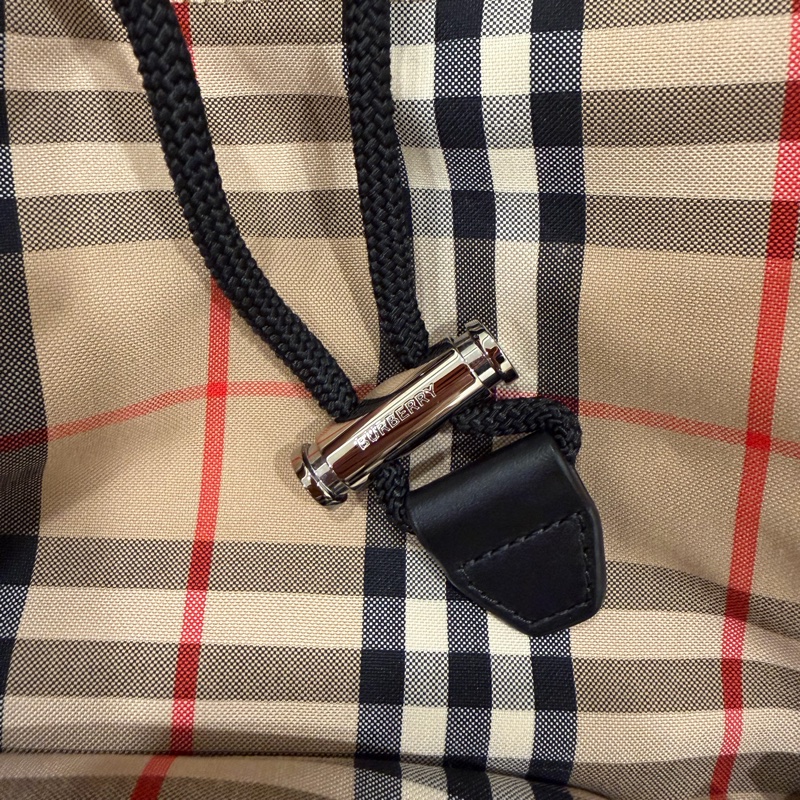 BURBERRY 經典格紋後背包 98新-3
