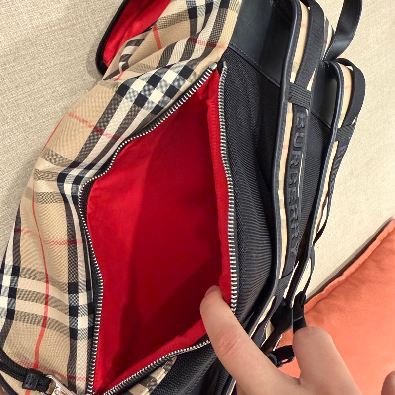 BURBERRY 經典格紋後背包 98新-4