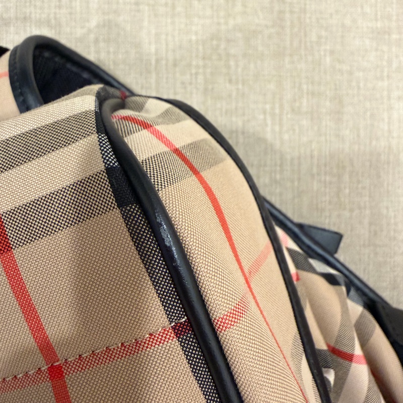 BURBERRY 經典格紋後背包 98新-5