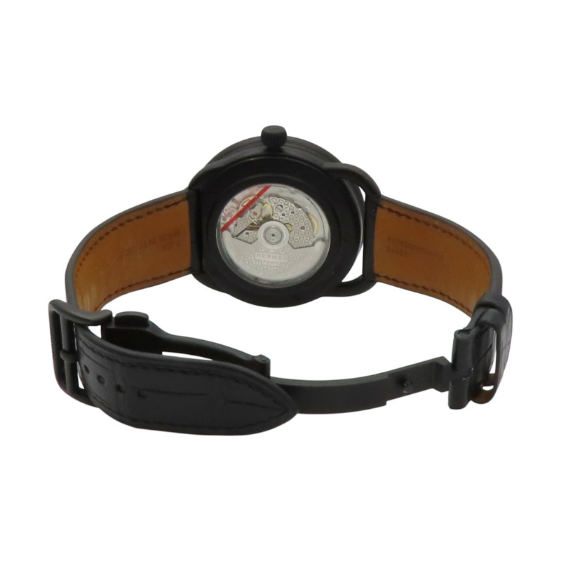 黑色錶盤 皮帶 鈦框 Arceau L'heure De La Lune 腕錶【HERMES 愛馬仕】 AR1.842-3