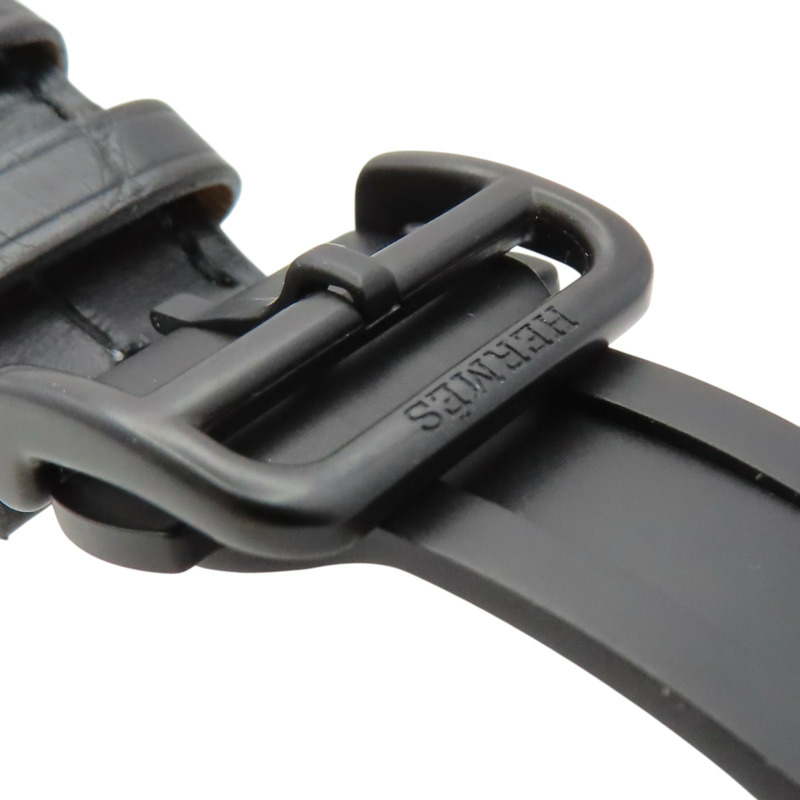 黑色錶盤 皮帶 鈦框 Arceau L'heure De La Lune 腕錶【HERMES 愛馬仕】 AR1.842-12