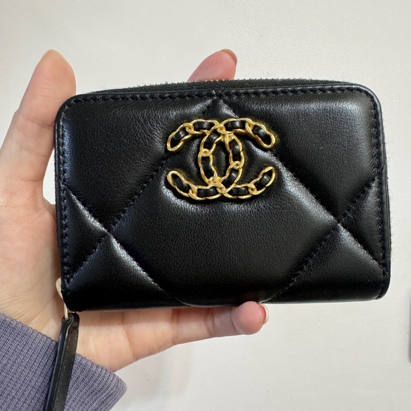Chanel 19系列小羊皮拉鍊零錢包/卡包-0