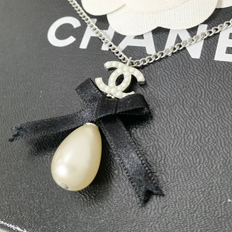 🛍️🎁 26 🔥 4月新品上架 💘 香奈兒 Chanel 水滴形珍珠吊墜蝴蝶結頸鏈🔥 香奈兒熱賣款 香奈兒經典款頸鏈 CHANEL NECKLACE-6