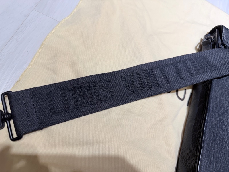 LV 路易威登 男士2023新款S-LOCK老花壓紋牛皮手提公文包-14