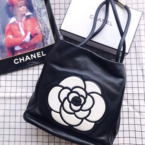「JL精品代購」9新 Chanel 香奈兒山茶花黑托特包