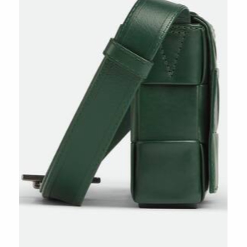 Bottega Veneta 男士 小號Cassette單肩包均碼碼小號、17.5cm*3.5cm*10.5cm-1