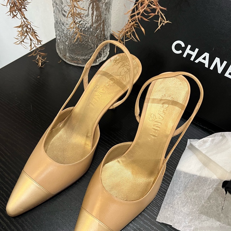 Chanel 裸色拼金色高跟单鞋 36.5码-0