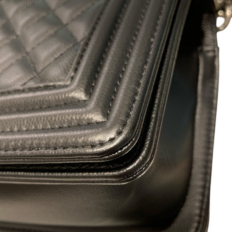 CHANEL 香奈兒 BOY20 黑色 銀扣-9