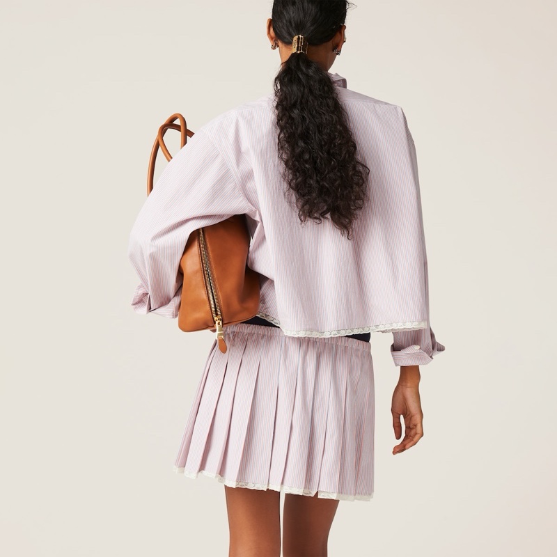 Miu Miu 女士 條紋半身裙IT-36 IT-38 IT-40碼模特身高 180 CM,穿著38碼-3