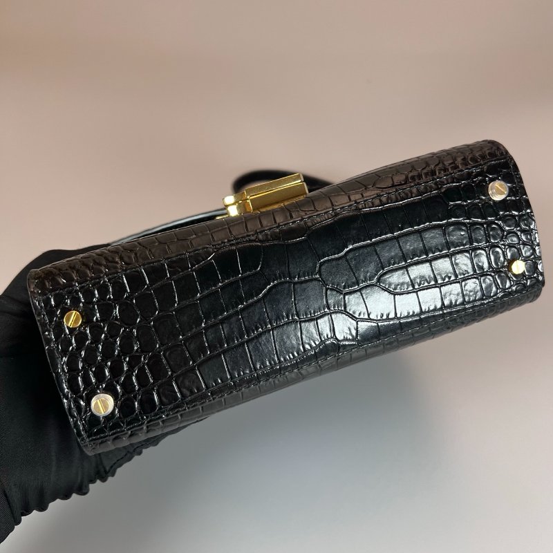 YSL 623930  黑鱷魚壓紋CASSANDRA兩用包-4