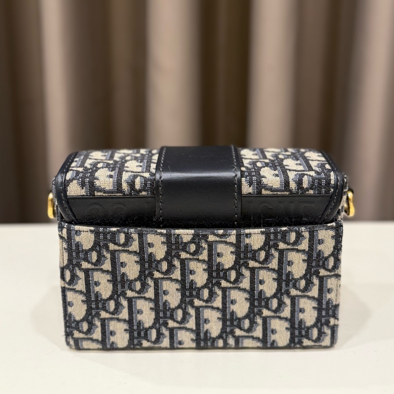 (全網最低價）Christian Dior迪奧 刺繡老花蒙田小盒子-1