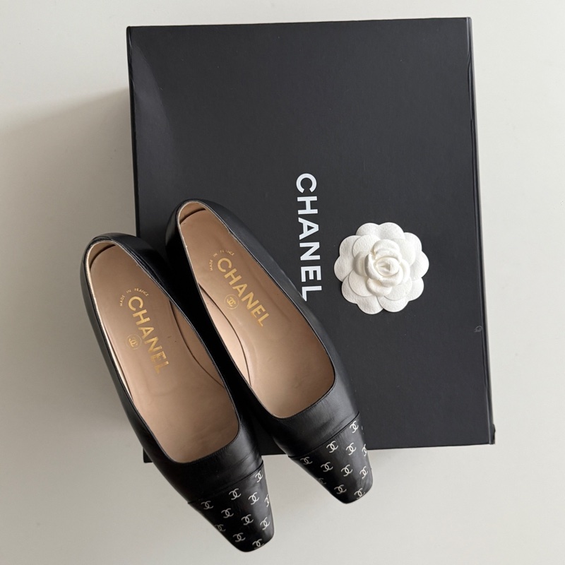 香奈兒CHANEL Vintage滿印logo小貓跟尖頭鞋 size:35.5-0