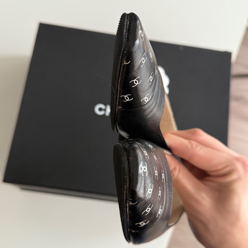 香奈兒CHANEL Vintage滿印logo小貓跟尖頭鞋 size:35.5-3