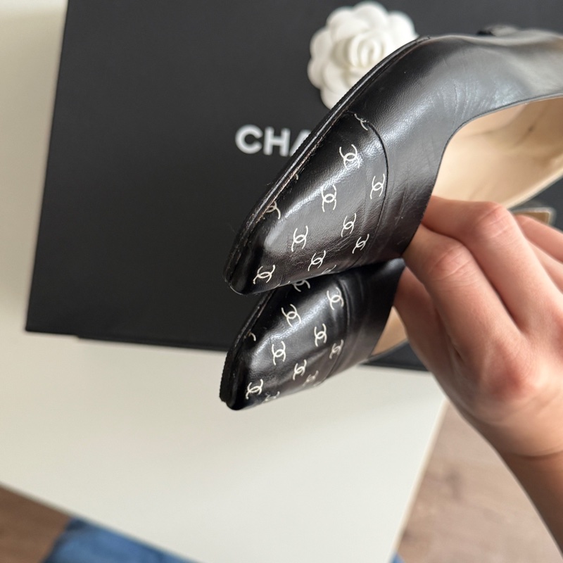 香奈兒CHANEL Vintage滿印logo小貓跟尖頭鞋 size:35.5-6