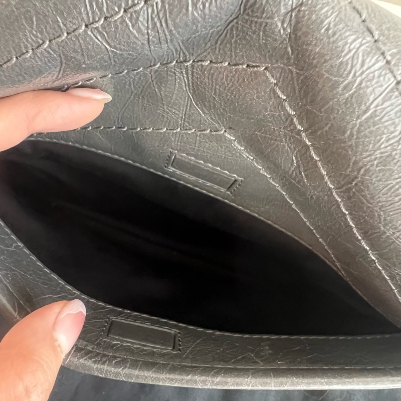 ෆ YSL NIKI BABY灰色🈶收據-12