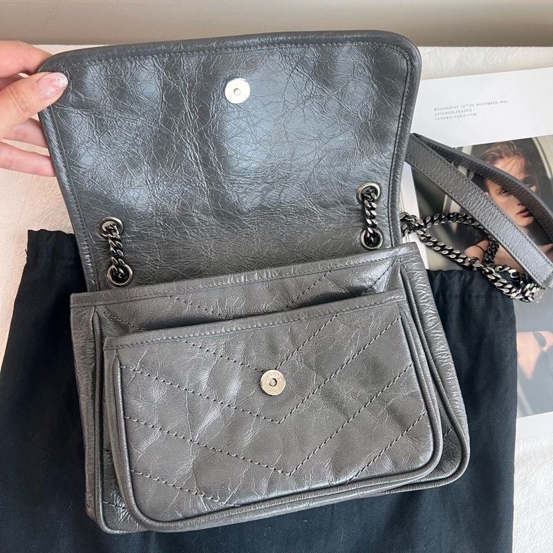 ෆ YSL NIKI BABY灰色🈶收據-13