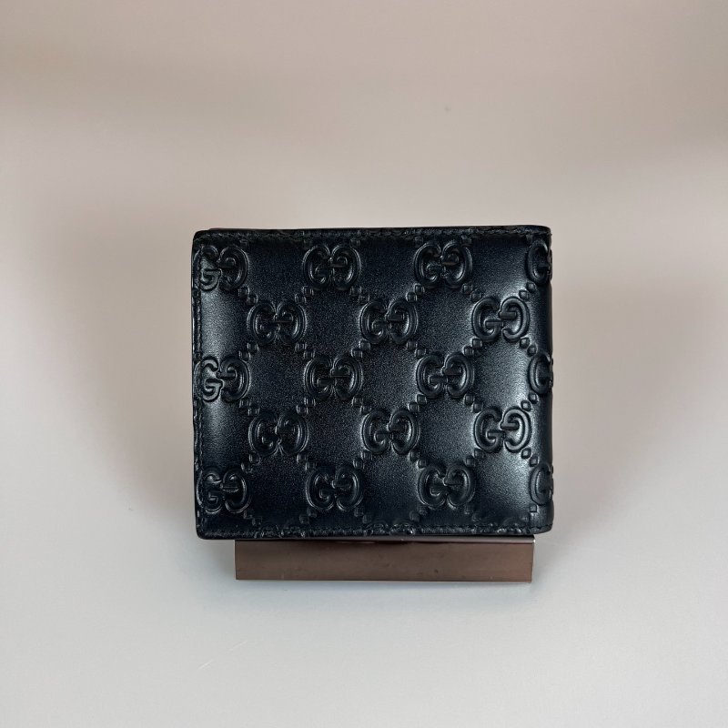 GUCCI 473916 黑皮革壓紋短夾-1