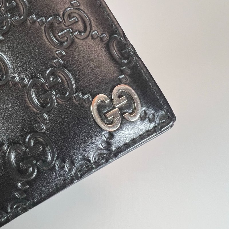 GUCCI 473916 黑皮革壓紋短夾-8