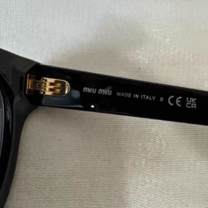 🌷全新代購！Miumiu 方框墨鏡 帶鼻托 SMU01ZS-2