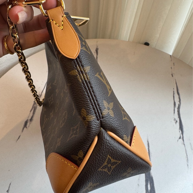 LV M45832花紋牛角包-3