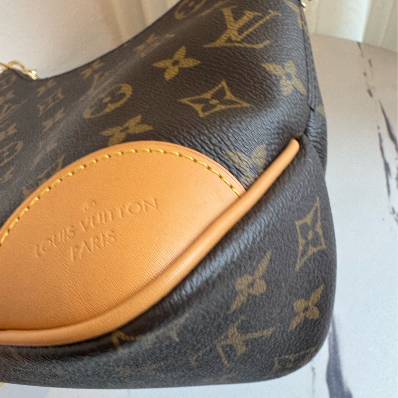 LV M45832花紋牛角包-9