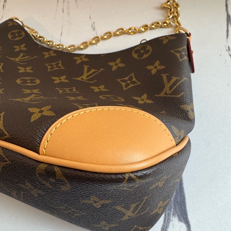 LV M45832花紋牛角包-10