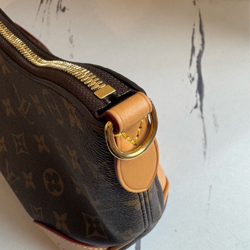 LV M45832花紋牛角包-18