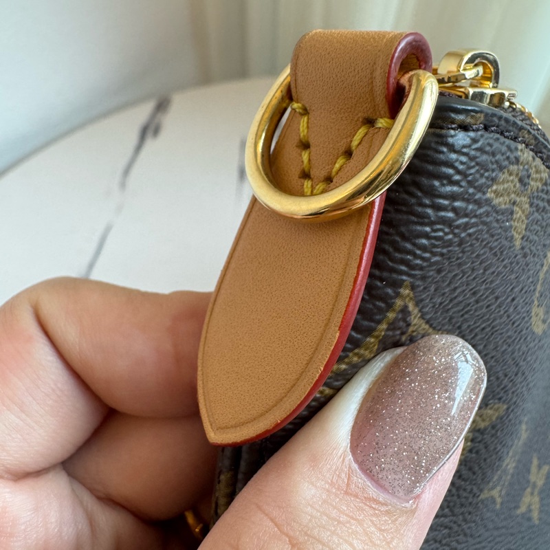 LV M45832花紋牛角包-29