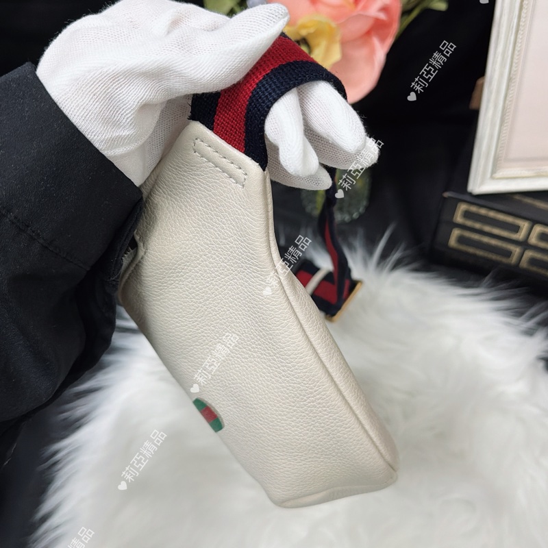 莉亞精品♡Gucci 白色胸包 二手美包-7