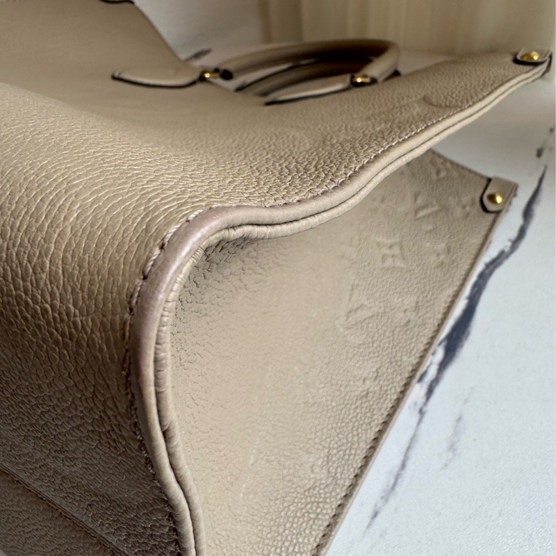 LV M45607斑鳩灰壓紋On The Go MM-6