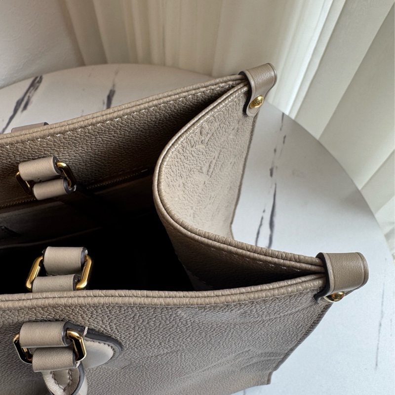 LV M45607斑鳩灰壓紋On The Go MM-11