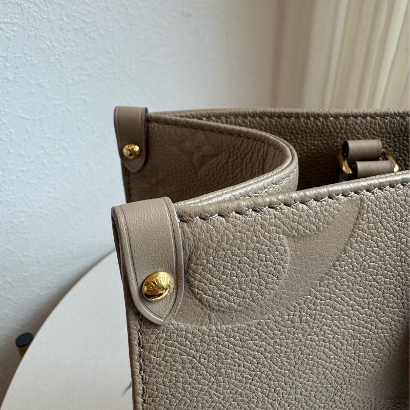 LV M45607斑鳩灰壓紋On The Go MM-15