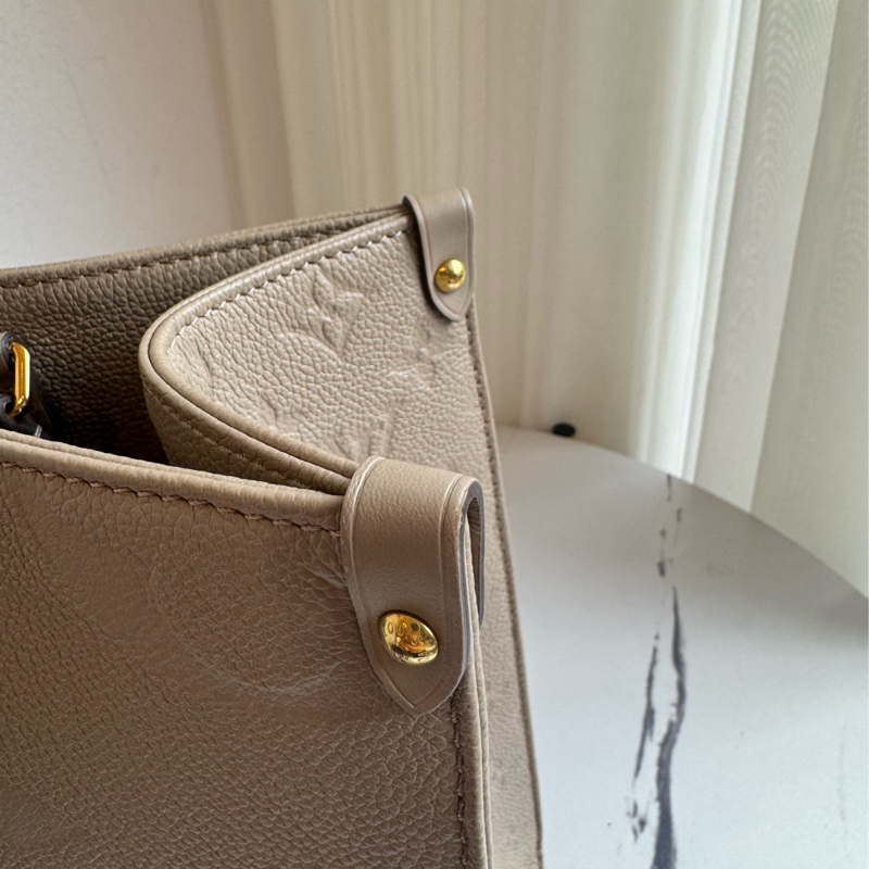 LV M45607斑鳩灰壓紋On The Go MM-16