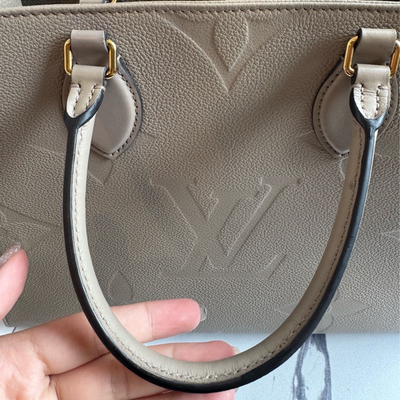 LV M45607斑鳩灰壓紋On The Go MM-17