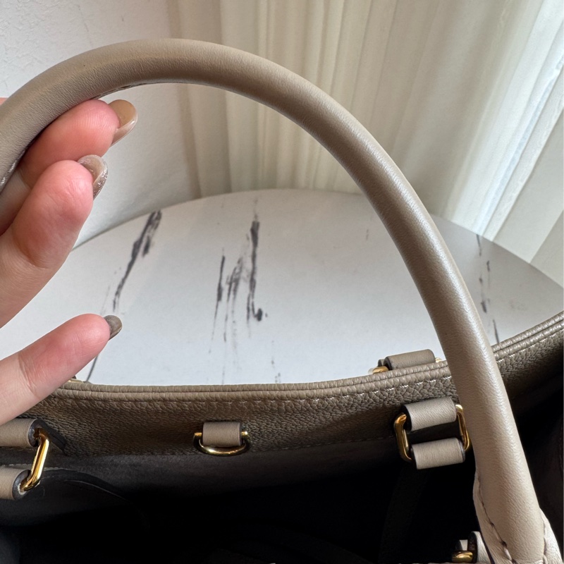 LV M45607斑鳩灰壓紋On The Go MM-20