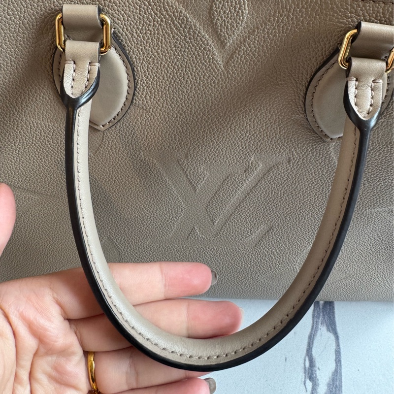 LV M45607斑鳩灰壓紋On The Go MM-22