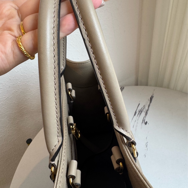 LV M45607斑鳩灰壓紋On The Go MM-43