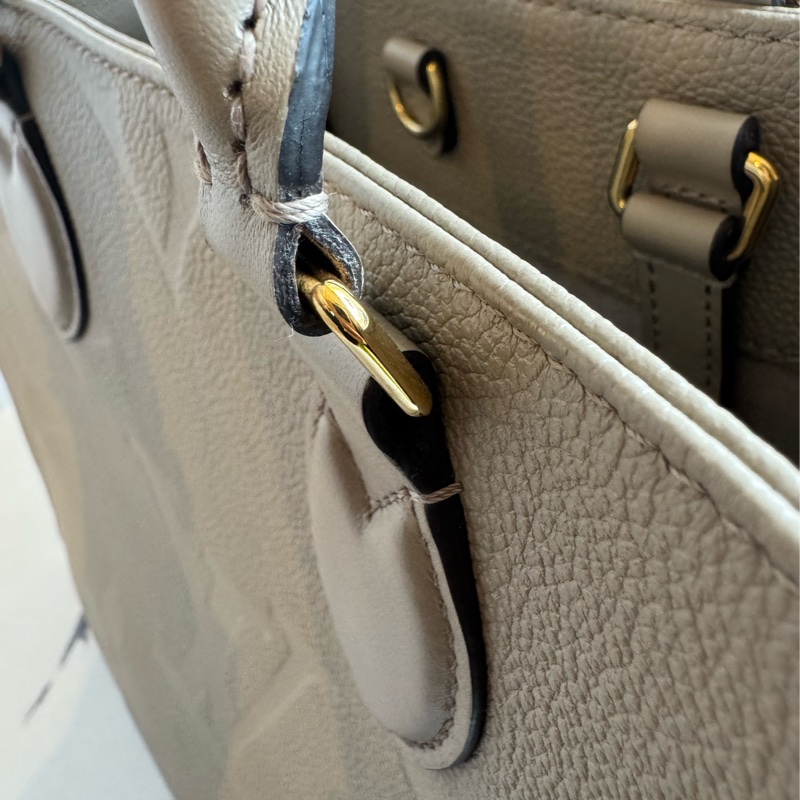 LV M45607斑鳩灰壓紋On The Go MM-44