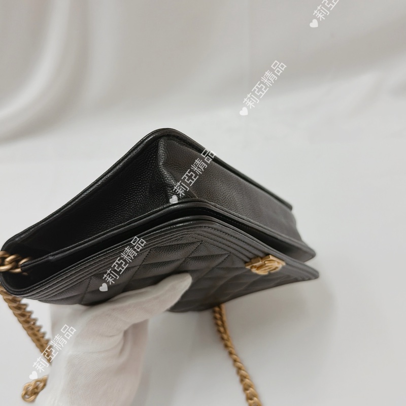 莉亞精品♡Chanel Boy woc黑金 二手美包-8