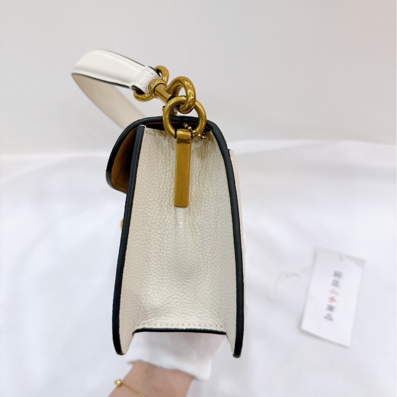 莉亞精品♡ Coach 米白肩背包/斜背包 二手-4
