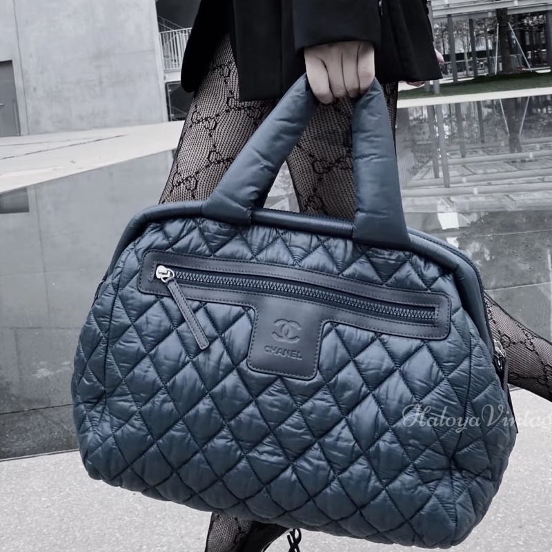 Chanel 香奈兒全黑泡芙羽絨包雲朵包托特手提包🍀-0