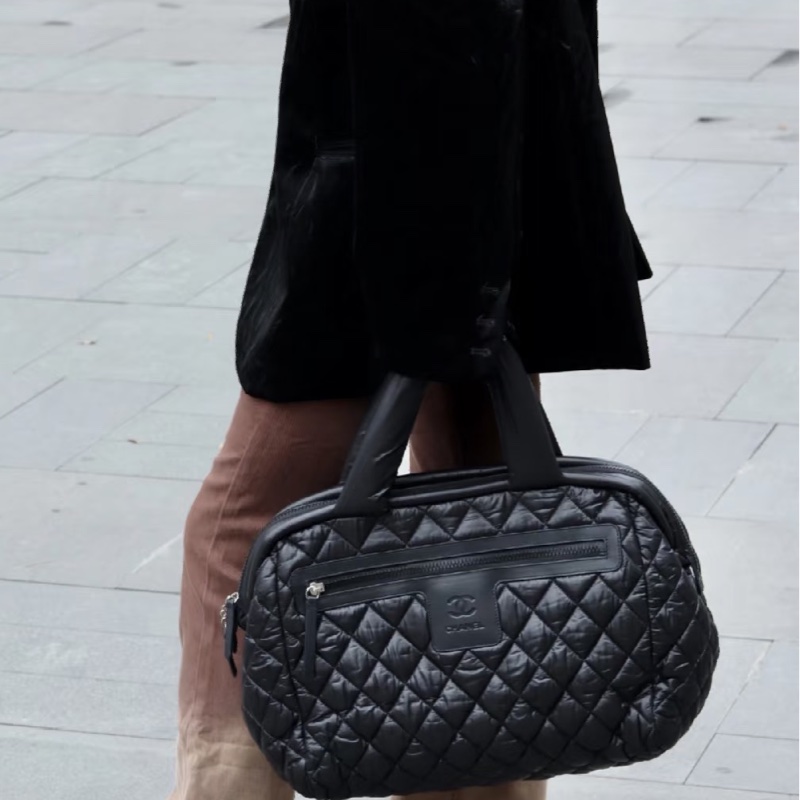 Chanel 香奈兒全黑泡芙羽絨包雲朵包托特手提包🍀-4
