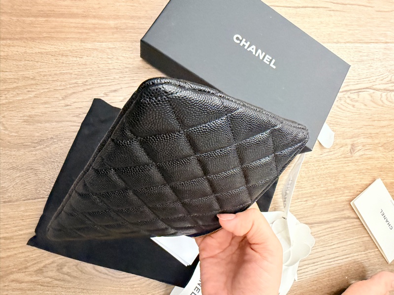 Chanel 方塊水晶 雙C 「中款手拿包」 AP3611-8
