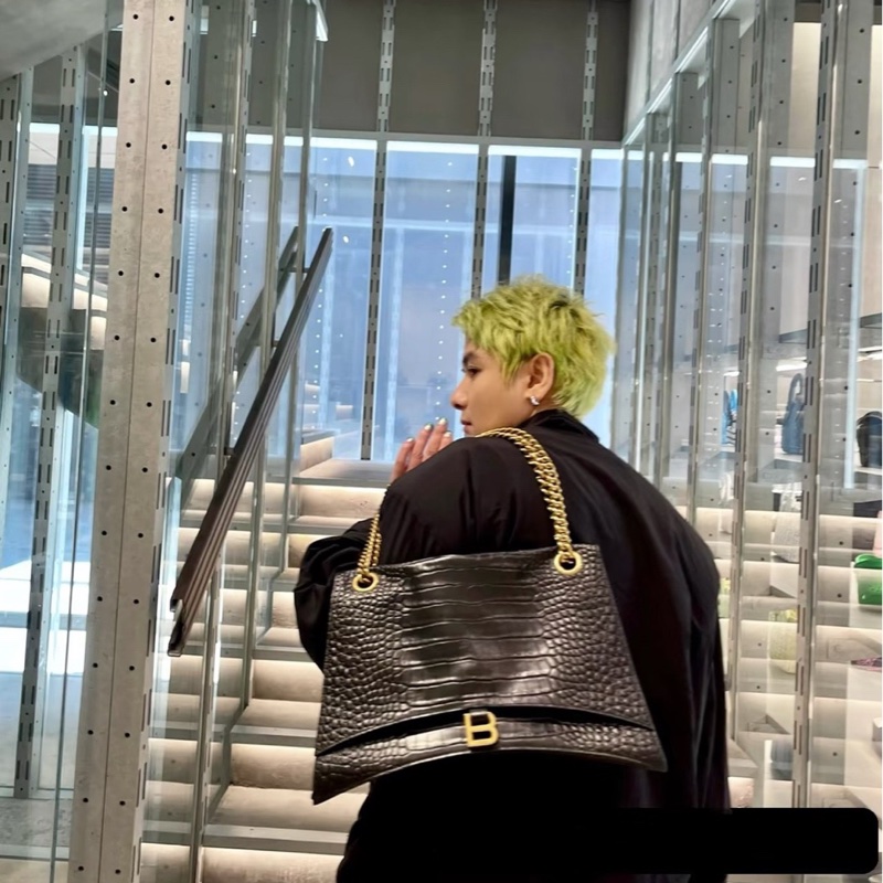 巴黎世家/Balenciaga黑色鰐魚壓紋crush大號 單肩斜挎包-7