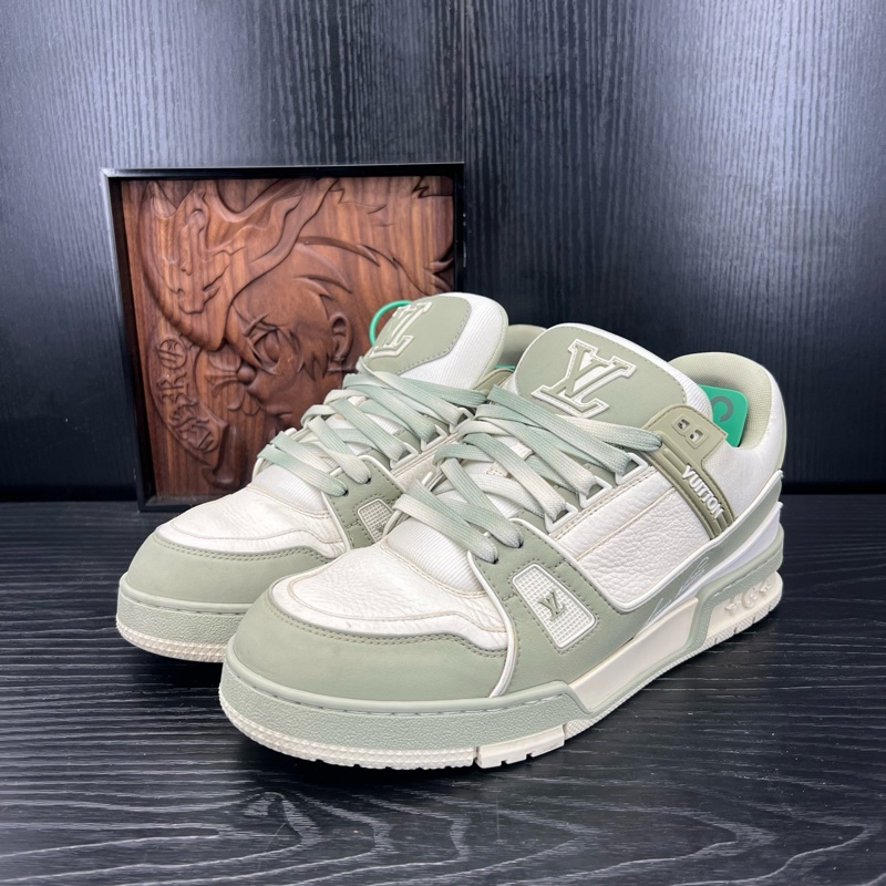 Louis Vuitton路易威登 trainer 淺綠 抹茶色 41 碼-0